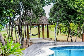 Qoqo Island Resort