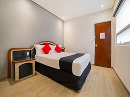 Hotel Monarca