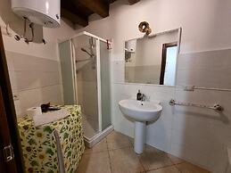 L'Antica Torre Caralis Holiday