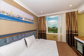 GoldenSand Hotel