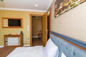 GoldenSand Hotel
