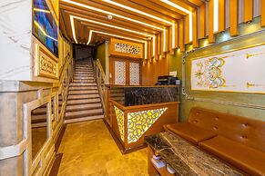 GoldenSand Hotel