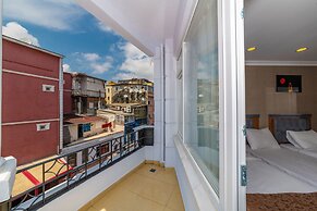 GoldenSand Hotel