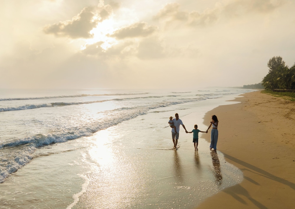 Oceanfront Condos Nilaveli by ICC