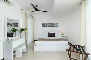 Oceanfront Condos Nilaveli by ICC