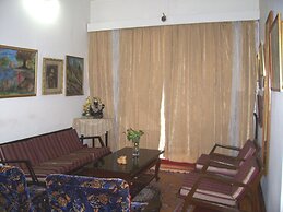 Blue Chip Guest House Kolkata