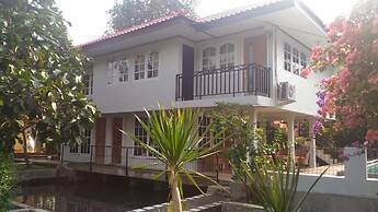 Villa Yosky