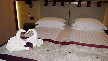 Hotel Cardinal