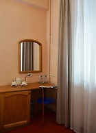 Mirit Hotel