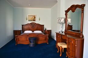 Mirit Hotel
