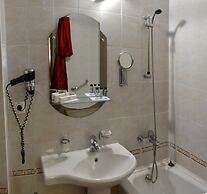 Mirit Hotel