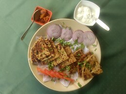 Hotel Bhammar's Inn- A Pure Veg