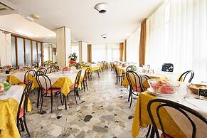 Hotel Crown