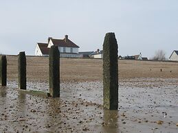 Foreshore House