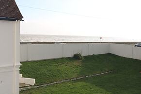 Foreshore House