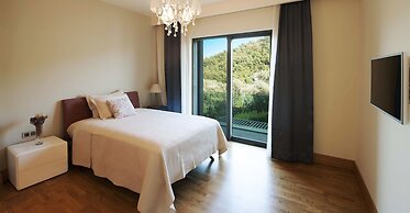 Vhillas Private Luxury Villa Mana