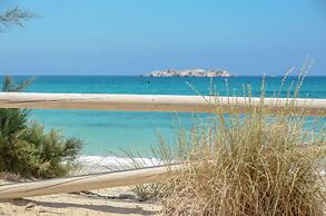 Glaronissi Beach