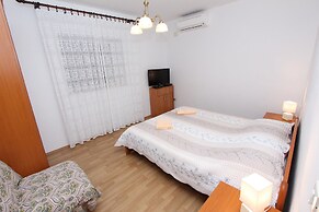 Apartment Robi