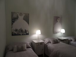 Miss POLLY suite