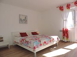 Holiday Home Voloder