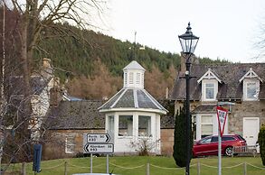Braemar Apartment