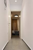 Gusto Luxury Apt Must