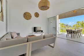 Delfins Residences