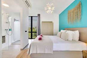 Delfins Residences