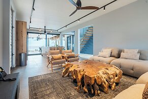 Delfins Residences
