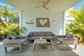 Delfins Residences