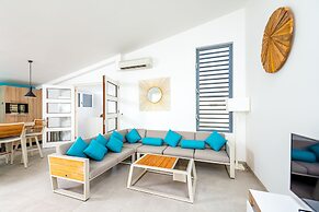 Delfins Residences