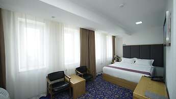 UB Grand Hotel