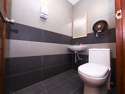 Hotel O Hills Residence
