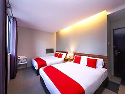 Hotel O Hills Residence
