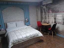 Diamond Motel
