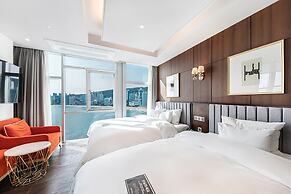 H Avenue Gwangalli Beach
