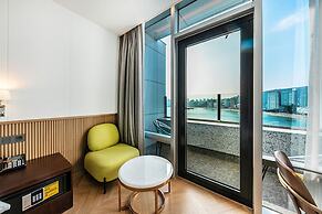 H Avenue Gwangalli Beach