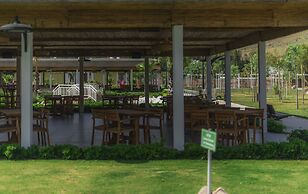 Club Marma Hotel