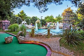 Amadria Park Camping Mobile Homes