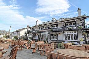 Pooley Bridge Inn