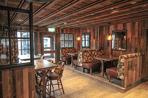 Pooley Bridge Inn