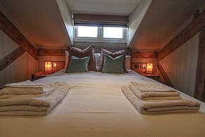 Pooley Bridge Inn