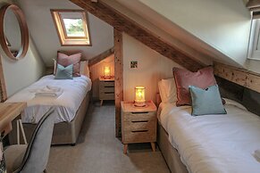 Pooley Bridge Inn