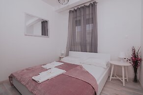 Pool Villas Aldura