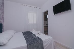 Pool Villas Aldura