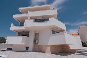 Pool Villas Aldura