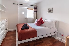 Cozy Modern Bedroom Apartments City L2
