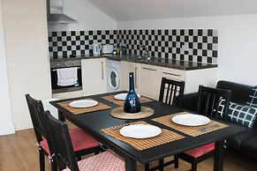 Cozy Modern Bedroom Apartments City L2