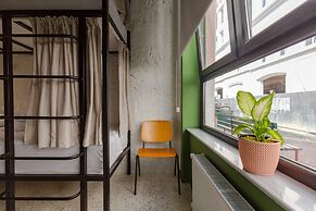Back2Me - Hostel