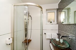 Magellan Deluxe One